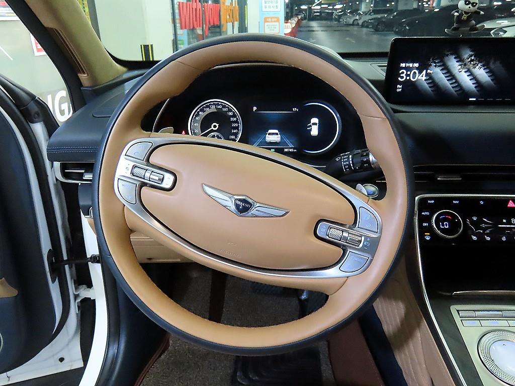 Genesis GV80 - Vista 8