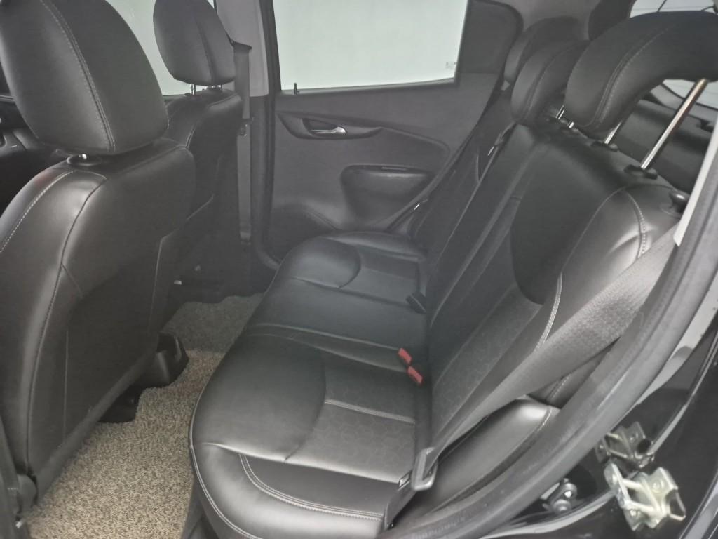 Chevrolet Spark - Vista 12