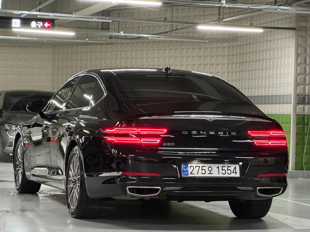 Genesis G80 - Vista 4