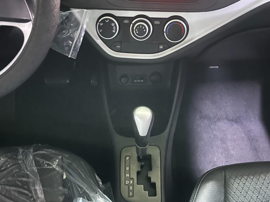 KIA Morning - Vista 9