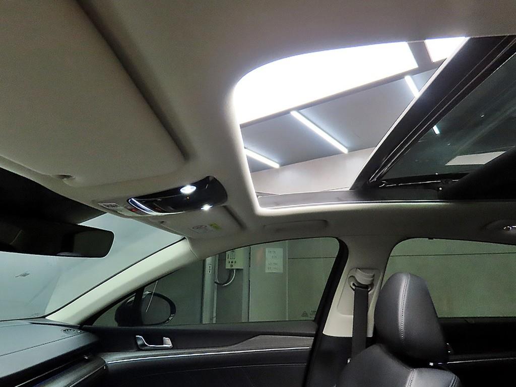 KIA K5 2024 Negro - Importación desde Corea - HF Imports Iquique - Foto 17