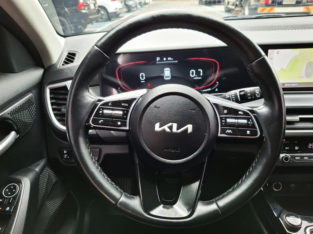 KIA Seltos 2024 Blanco - Importación desde Corea - HF Imports Iquique - Foto 16