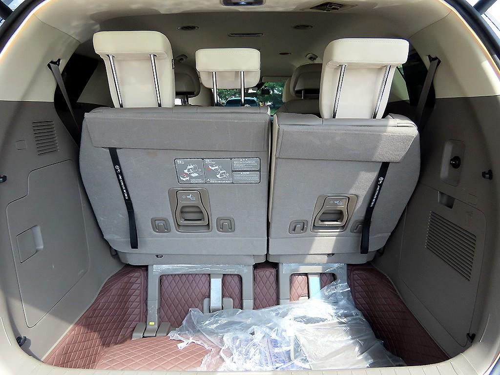 KIA Carnival 2025 Gris - Importación desde Corea - HF Imports Iquique - Foto 16