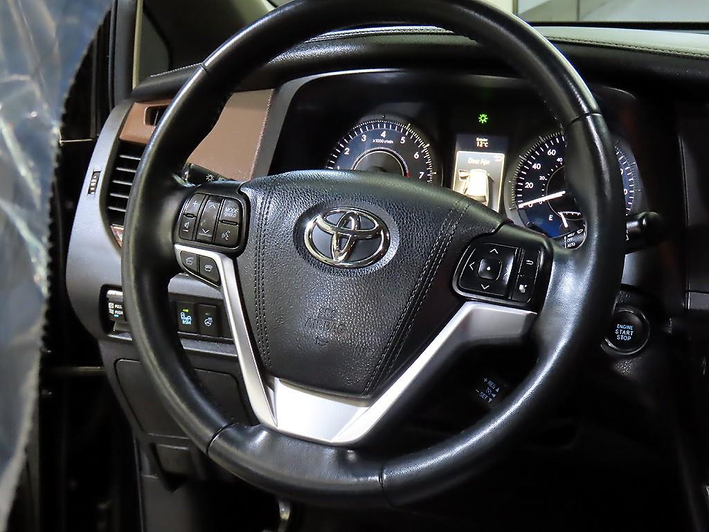 Toyota Siena - Vista 8