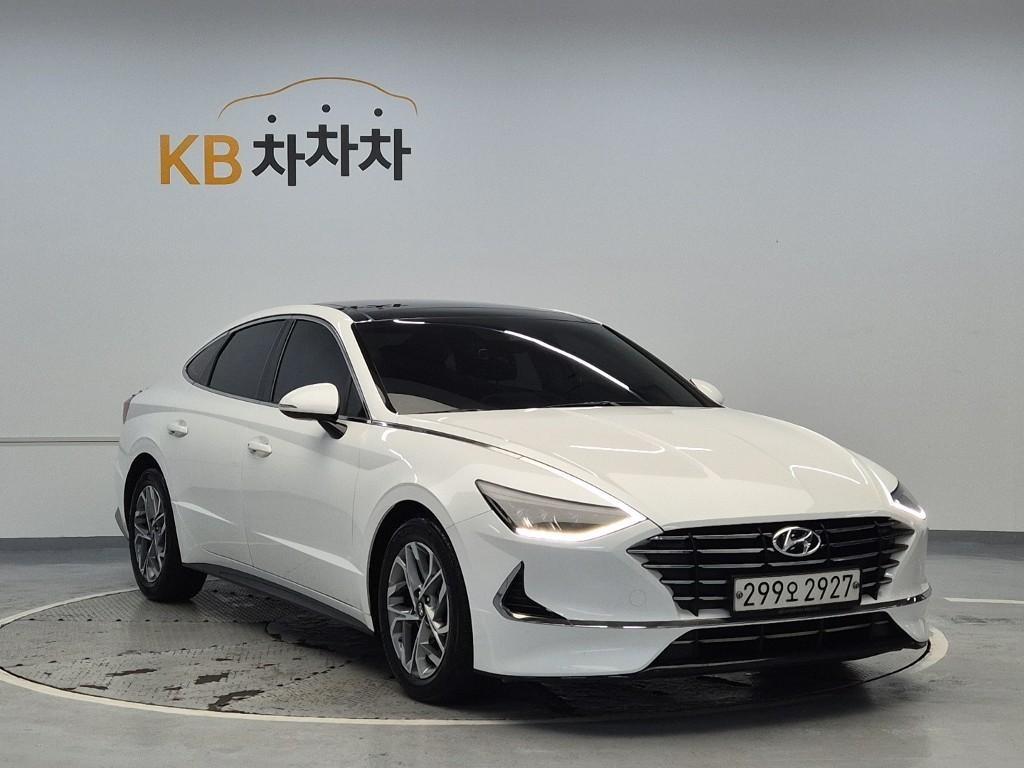 HYUNDAI Sonata - Vista 4