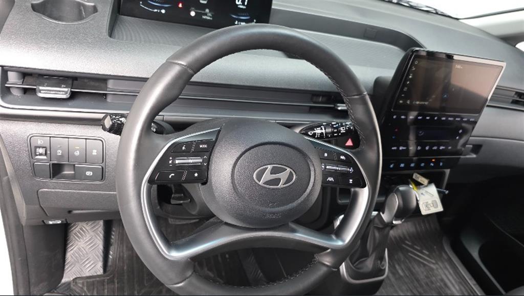 HYUNDAI Staria - Vista 12