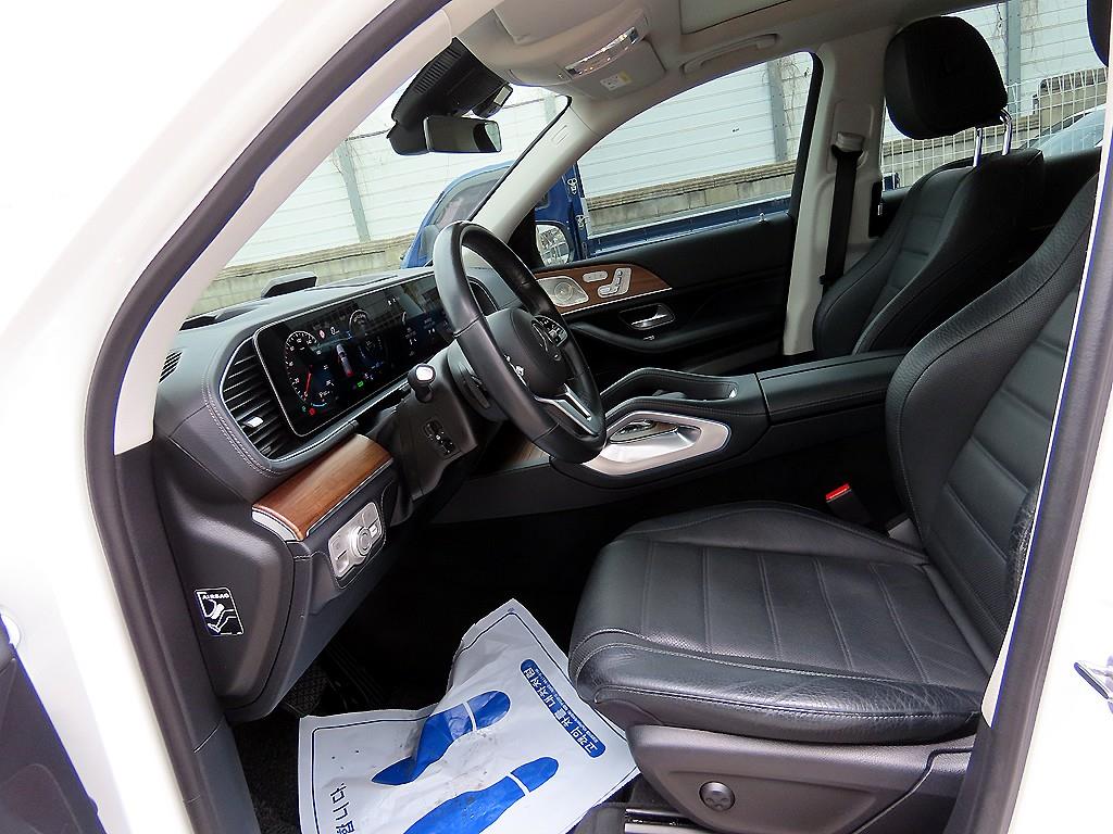 Mercedes Benz GLE Class - Vista 5