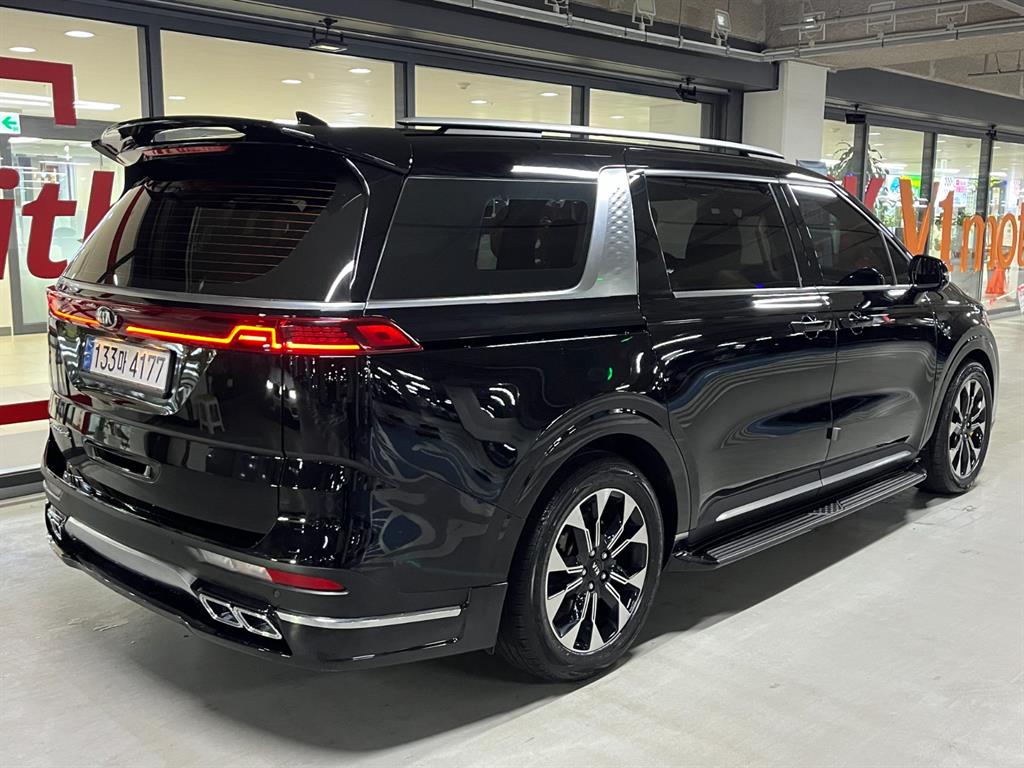 KIA Carnival - Vista 4