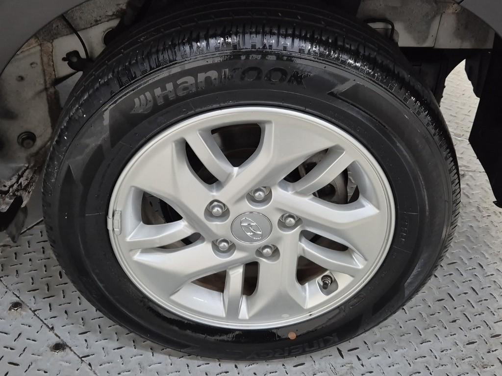 HYUNDAI Venue 2020 Blanco - Importación desde Corea - HF Imports Iquique - Foto 18