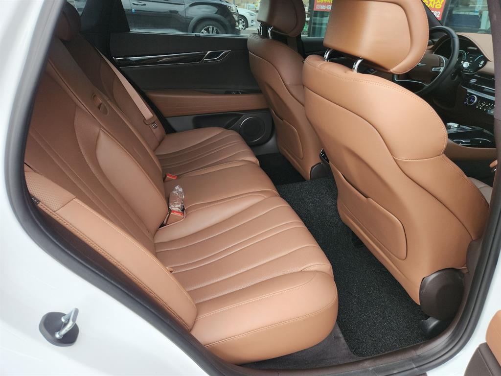 Genesis G80 2023 Blanco - Importación desde Corea - HF Imports Iquique - Foto 18