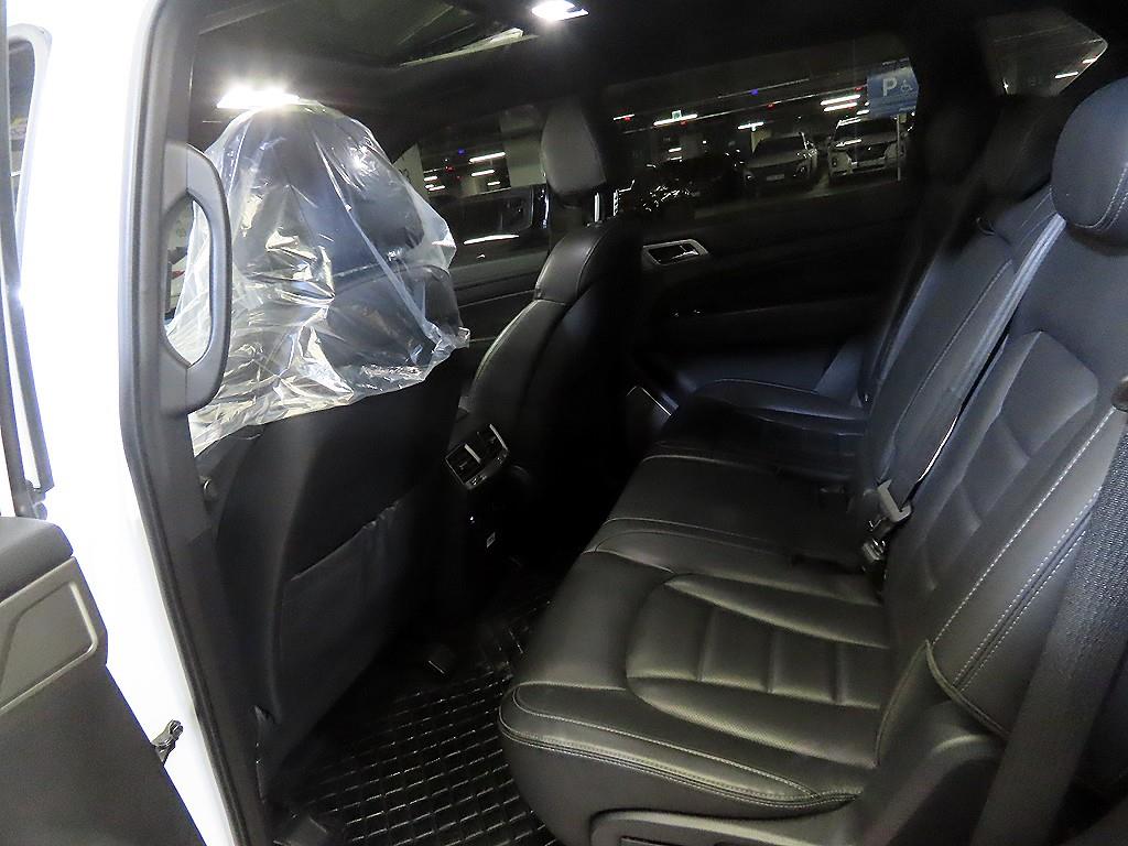 Ssangyong Rexton - Vista 7