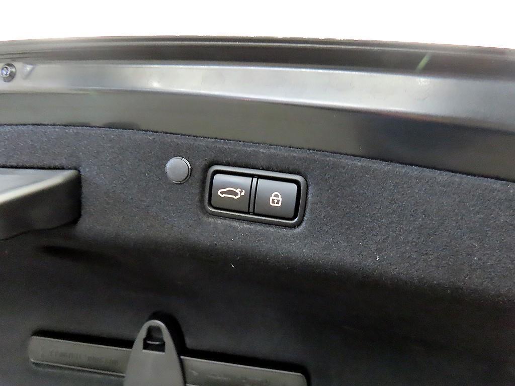 HYUNDAI Grandeur 2022 Negro - Importación desde Corea - HF Imports Iquique - Foto 16