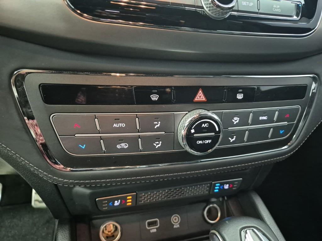 Ssangyong Rexton - Vista 10