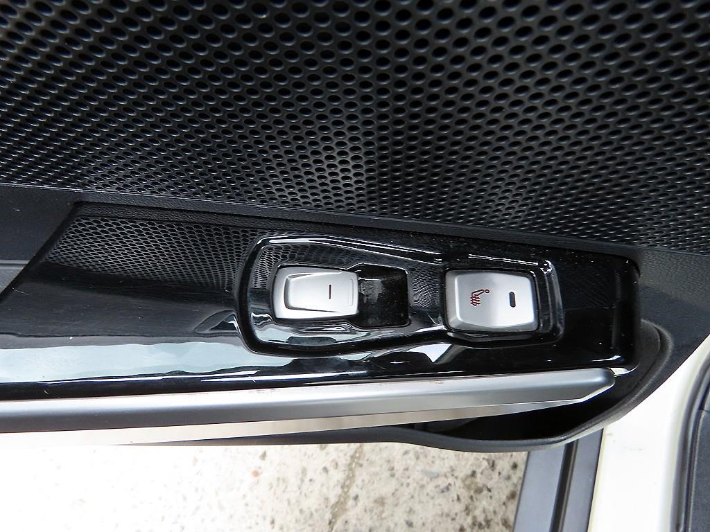 Ssangyong Tivoli 2016 Blanco - Importación desde Corea - HF Imports Iquique - Foto 17