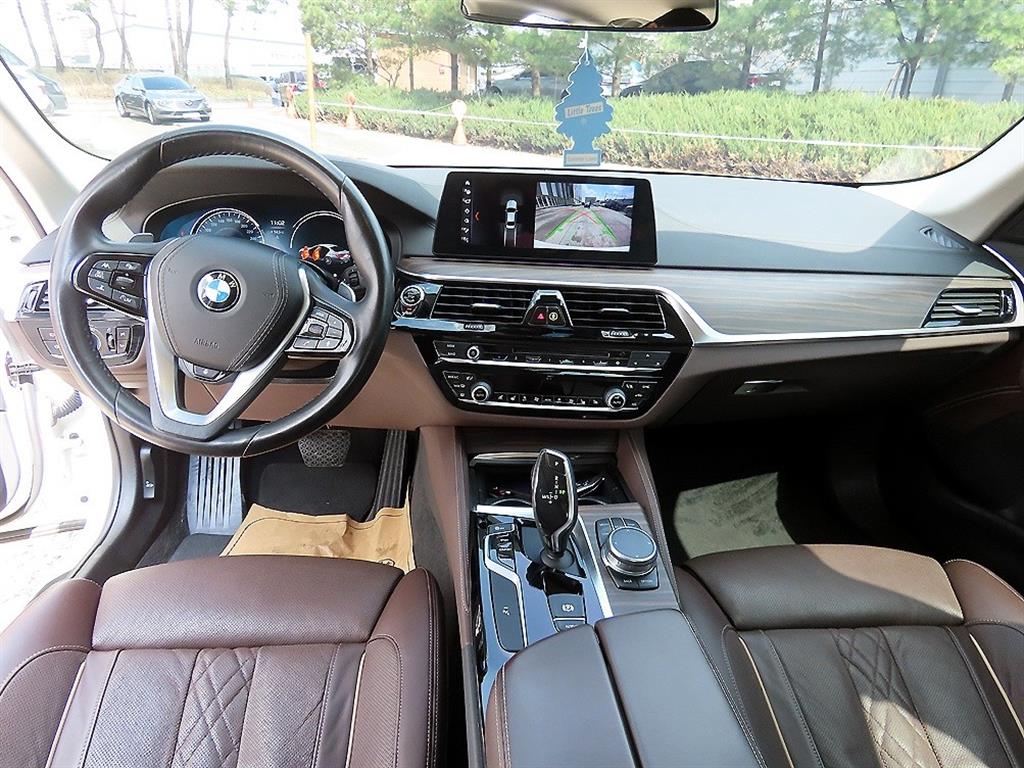 BMW 5 Series - Vista 7