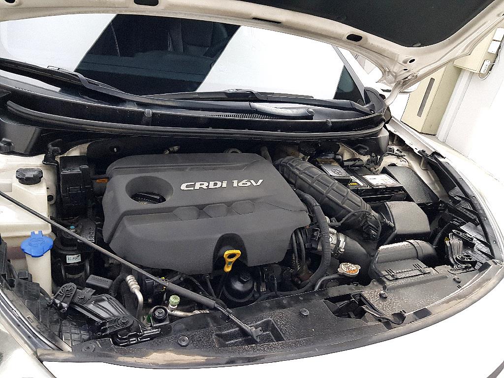 HYUNDAI i30 - Vista 6