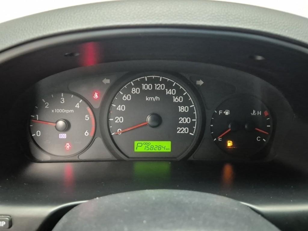 HYUNDAI Starex - Vista 7