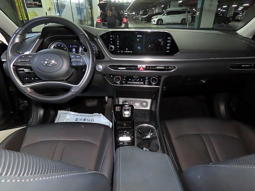 HYUNDAI Sonata - Vista 10