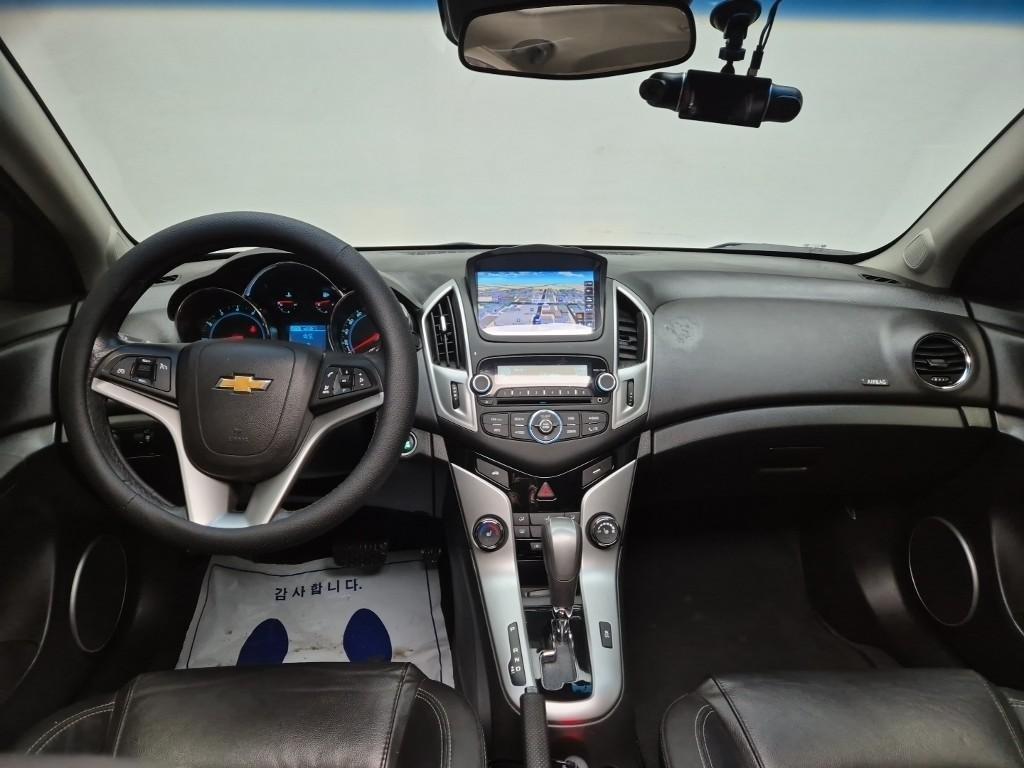 Chevrolet Cruise - Vista 8