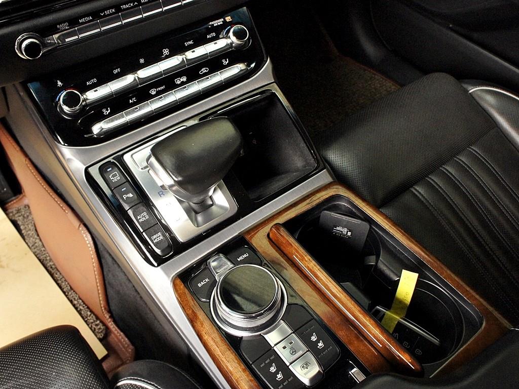 Genesis EQ900 2016 Negro - Importación desde Corea - HF Imports Iquique - Foto 11