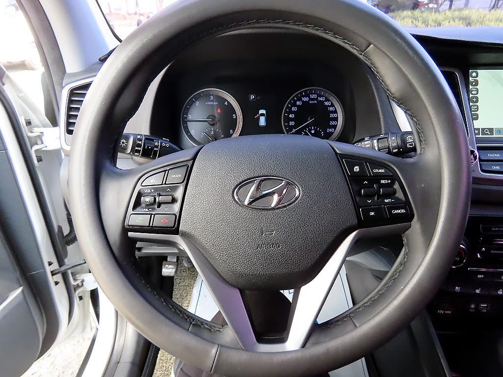 HYUNDAI Tucson - Vista 8