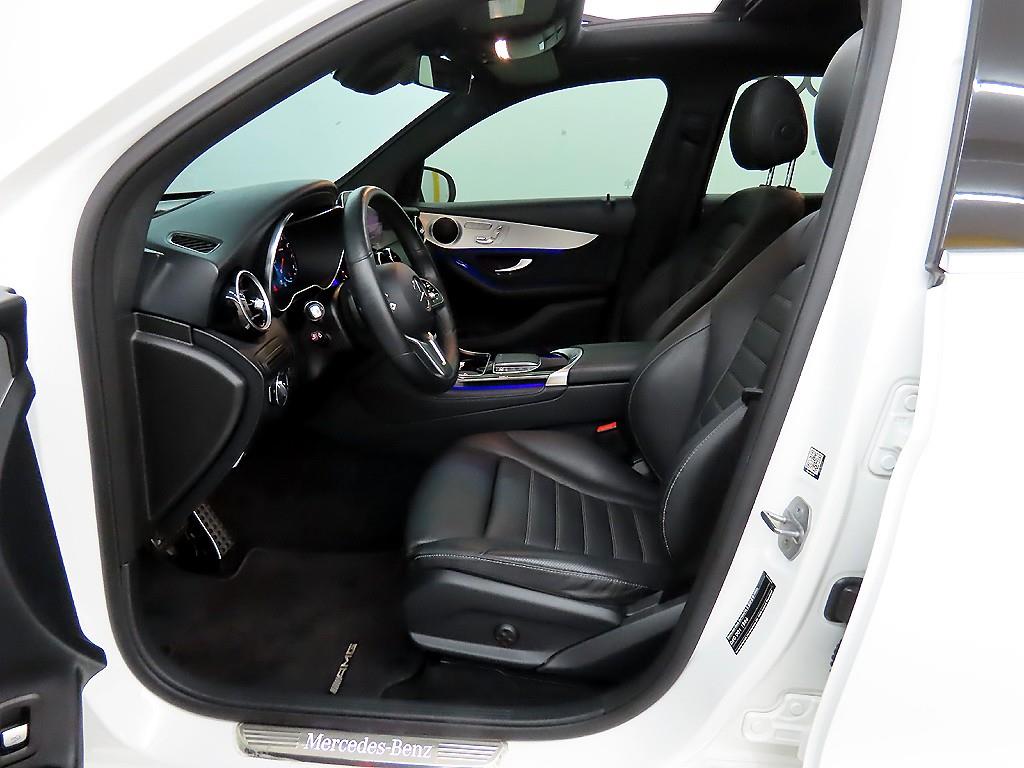 Mercedes Benz GLC Class - Vista 5