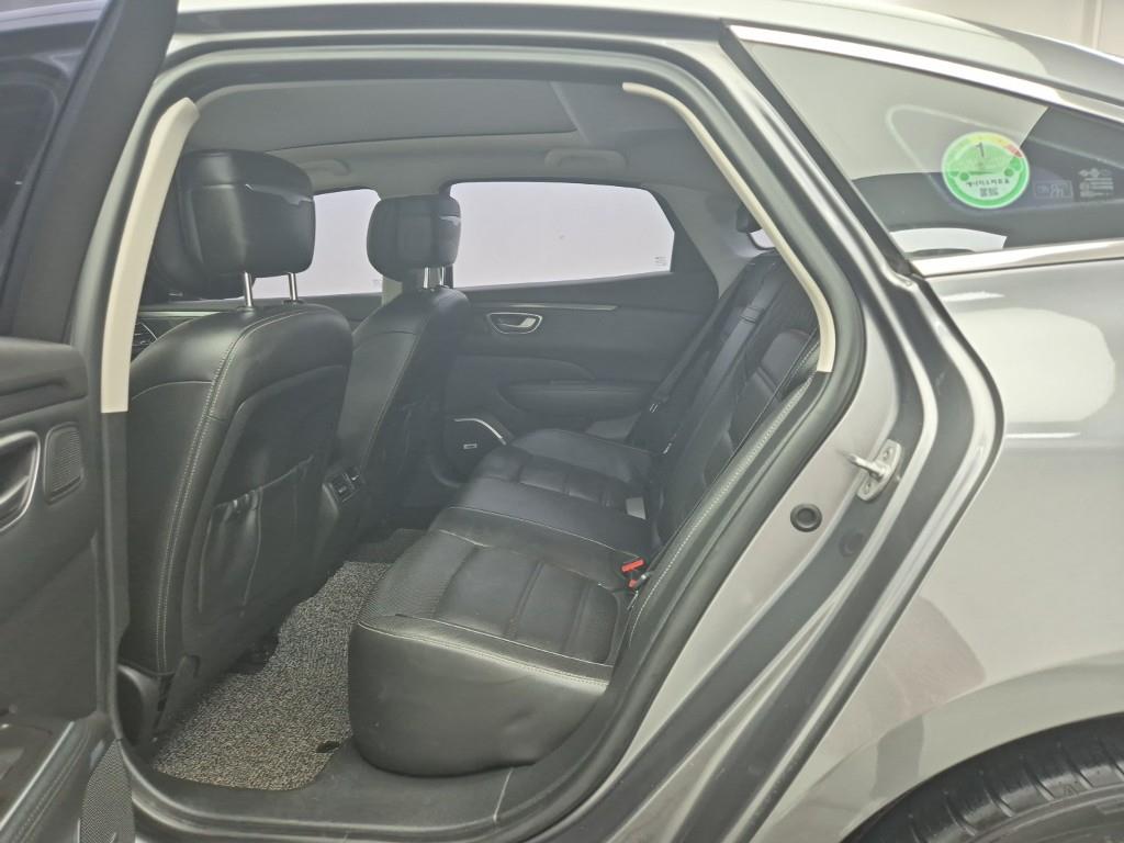 SAMSUNG SM6 - Vista 12