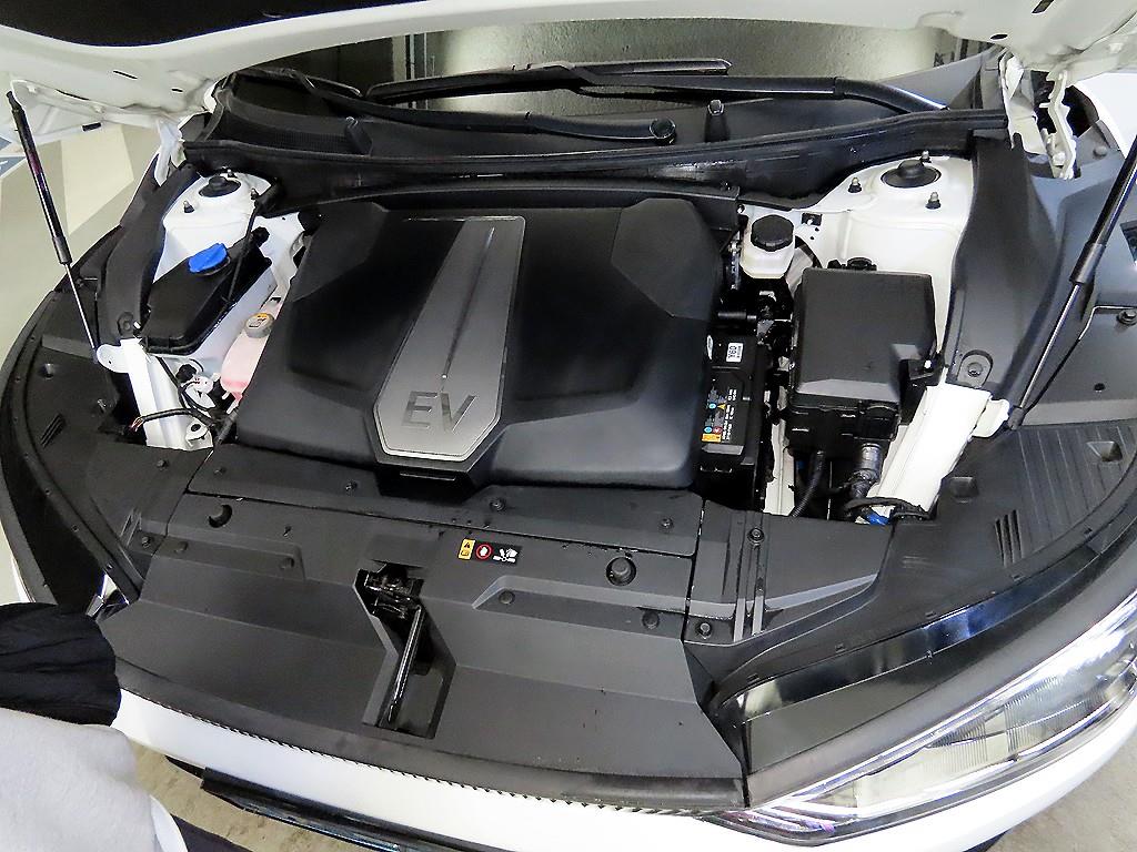 KIA EV6 2023 Blanco - Importación desde Corea - HF Imports Iquique - Foto 18