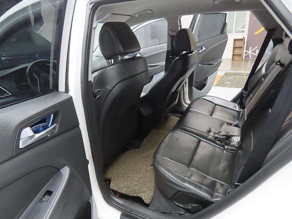 HYUNDAI Tucson 2017 Blanco - Importación desde Corea - HF Imports Iquique - Foto 9