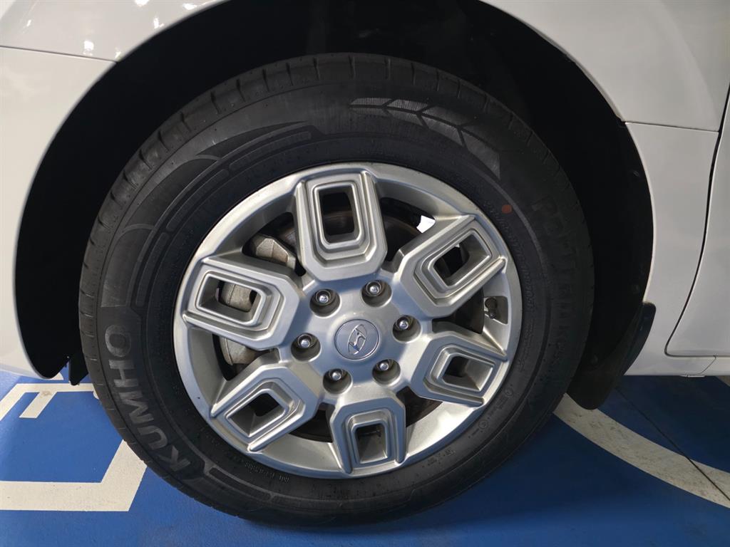 HYUNDAI Staria 2023 Blanco - Importación desde Corea - HF Imports Iquique - Foto 13