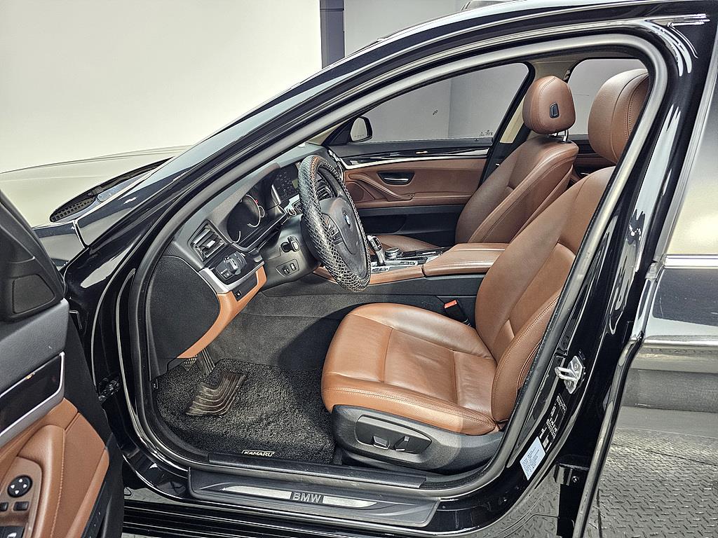 BMW 5 Series - Vista 8