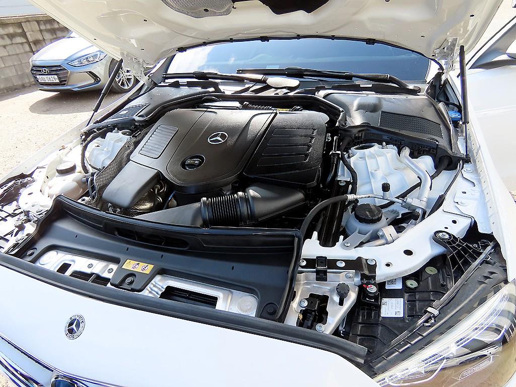 Mercedes Benz C Class 2023 Blanco - Importación desde Corea - HF Imports Iquique - Foto 19