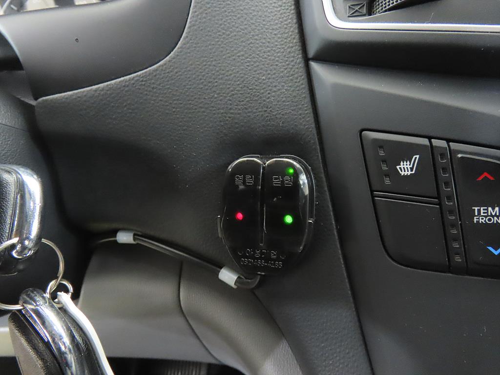 HYUNDAI Starex 2020 Amarillo - Importación desde Corea - HF Imports Iquique - Foto 15