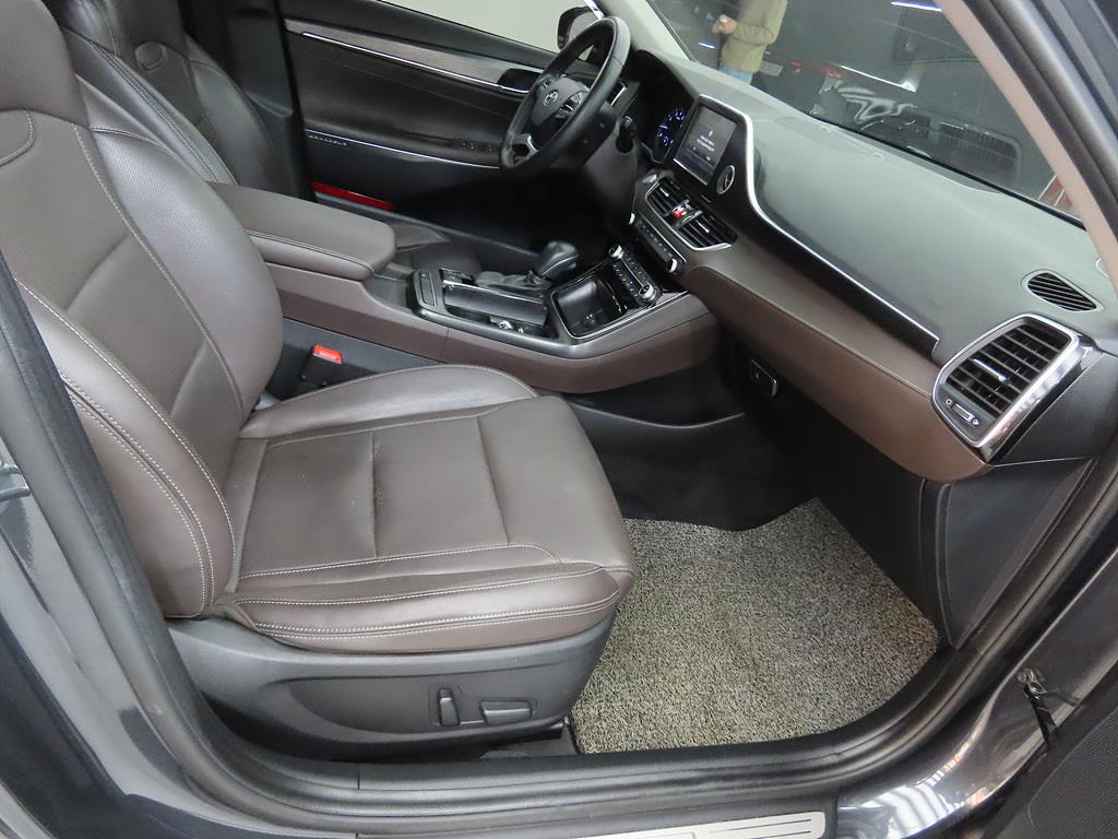 HYUNDAI Grandeur - Vista 6