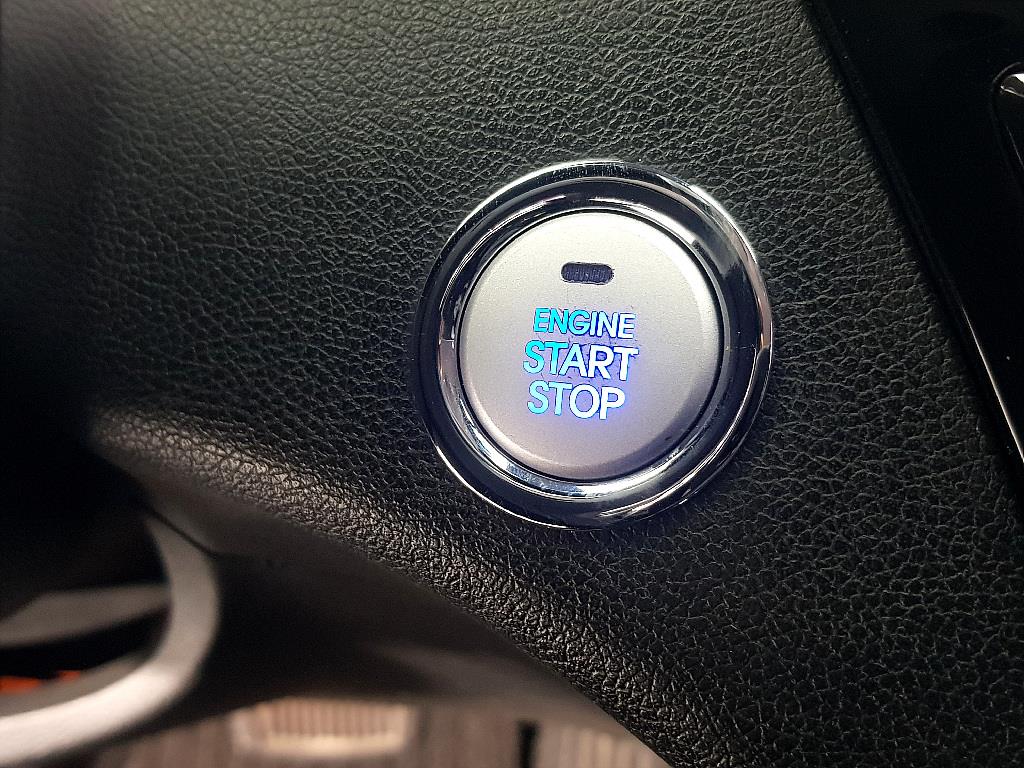 HYUNDAI Sonata - Vista 11