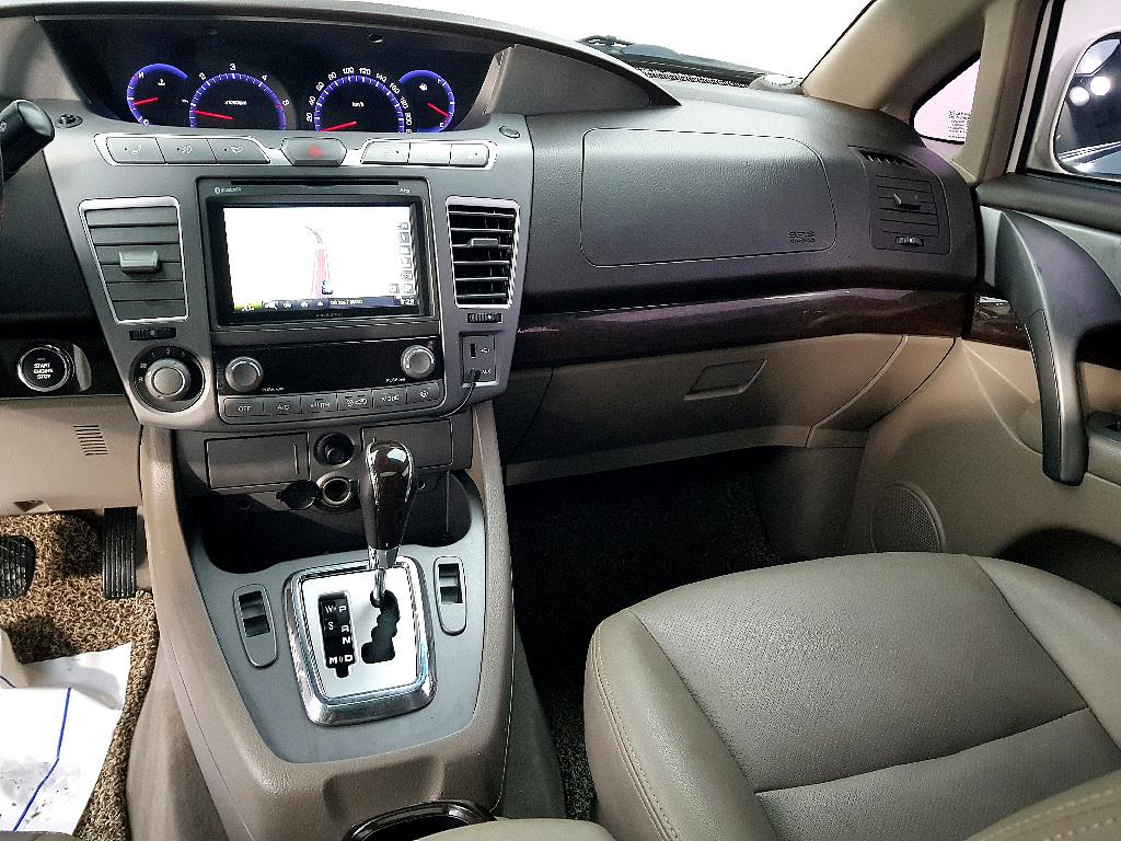 Ssangyong Korando - Vista 10