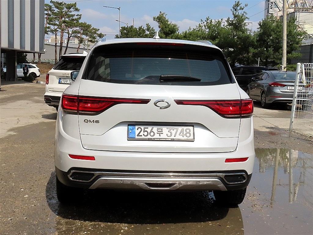 SAMSUNG QM6 - Vista 4