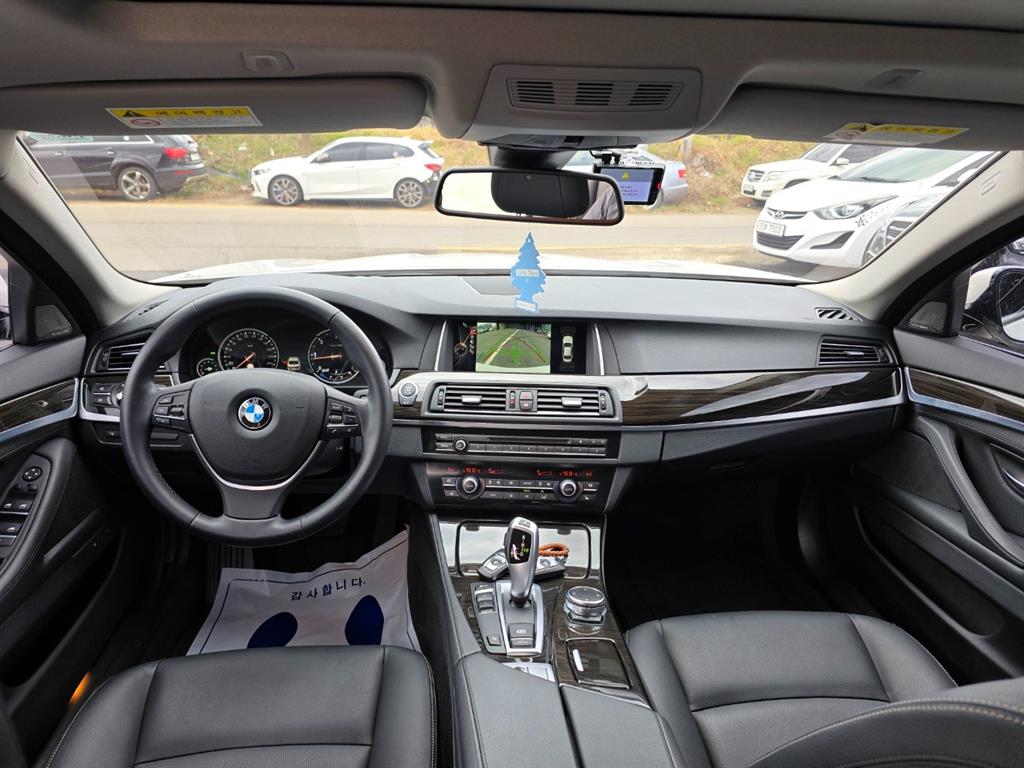 BMW 5 Series - Vista 11