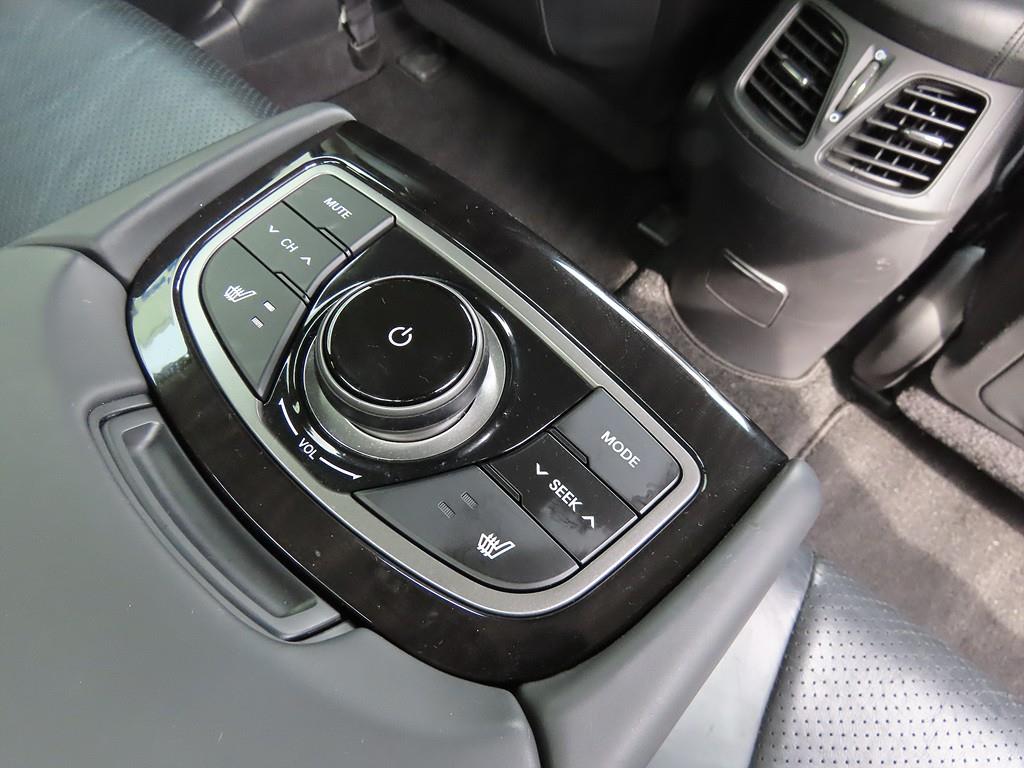 HYUNDAI Grandeur - Vista 11