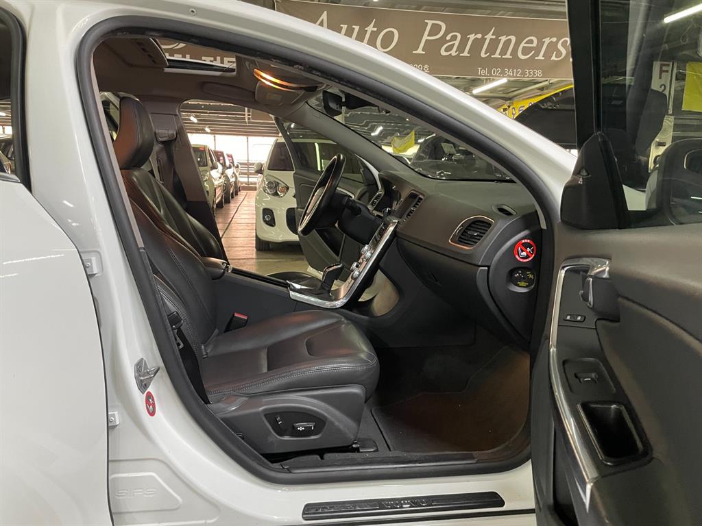 Volvo S60 2017 Blanco - Importación desde Corea - HF Imports Iquique - Foto 17