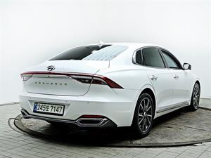 HYUNDAI Grandeur - Vista 8