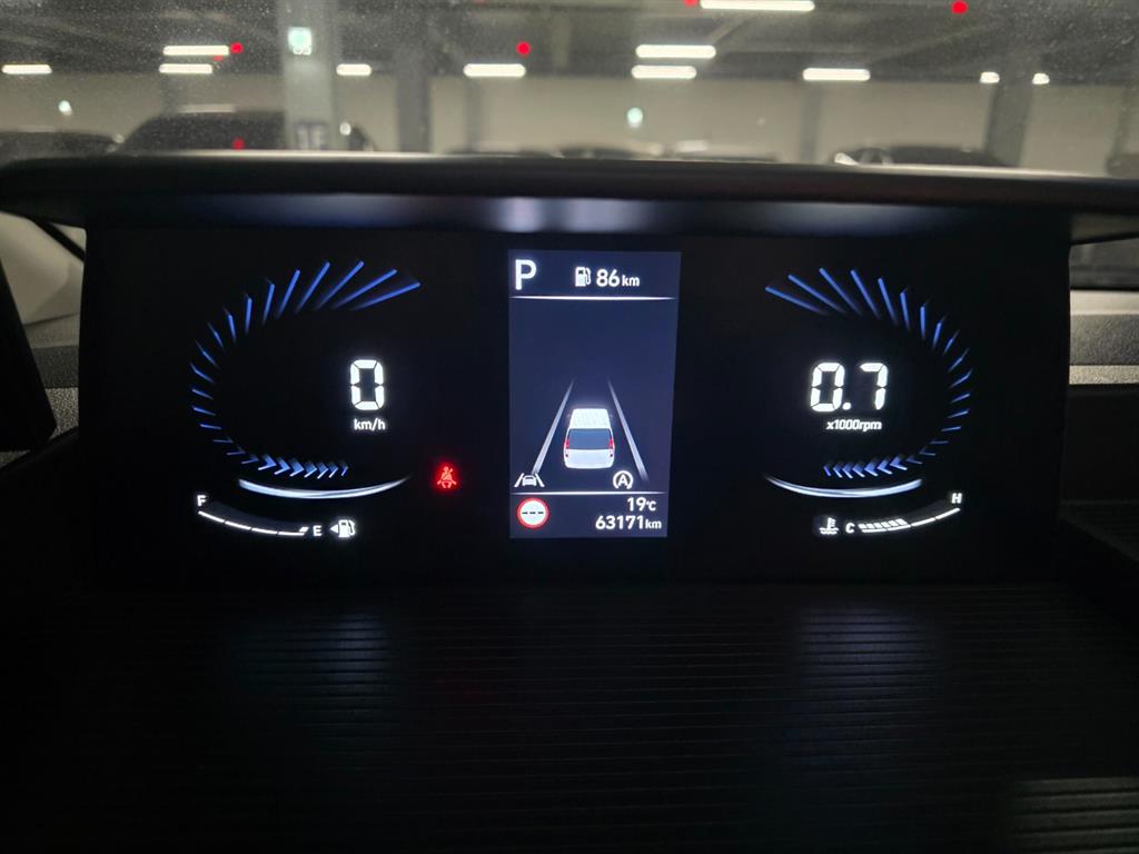 HYUNDAI Staria - Vista 8