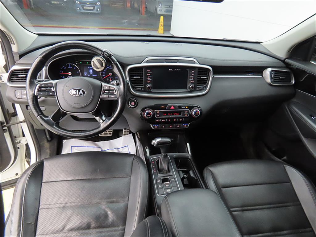 KIA Sorento - Vista 7