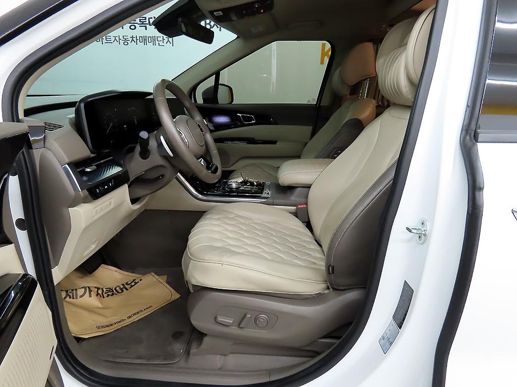 KIA Carnival - Vista 5