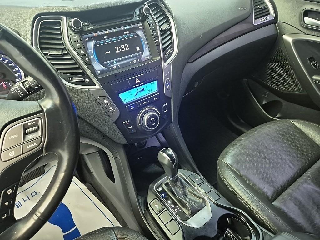 HYUNDAI Santa Fe - Vista 9