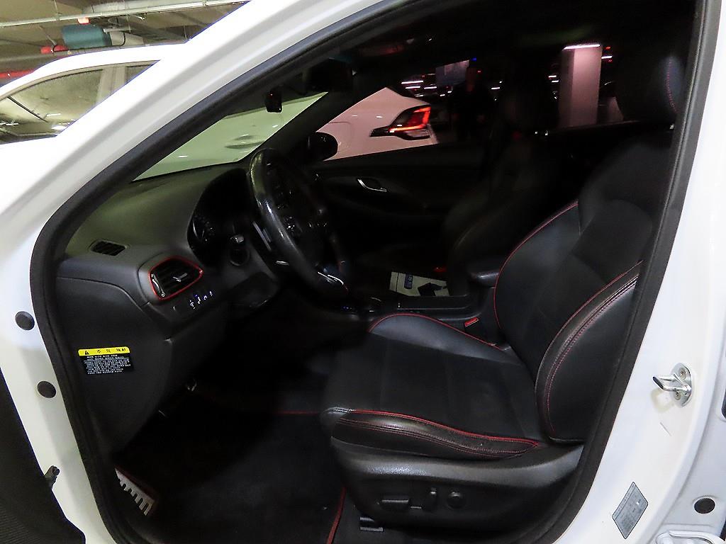 HYUNDAI i30 - Vista 6