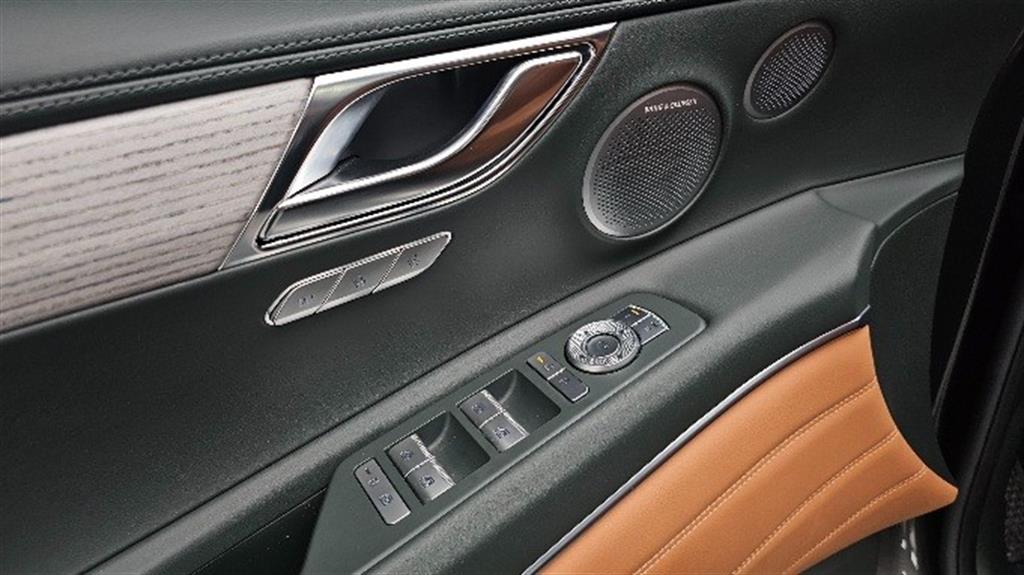 Genesis GV80 2024 Gris - Importación desde Corea - HF Imports Iquique - Foto 17