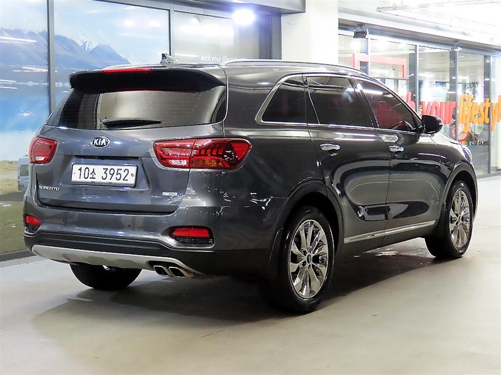 KIA Sorento - Vista 4