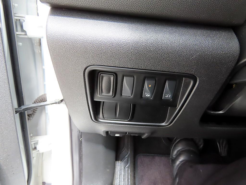 SAMSUNG QM6 - Vista 12