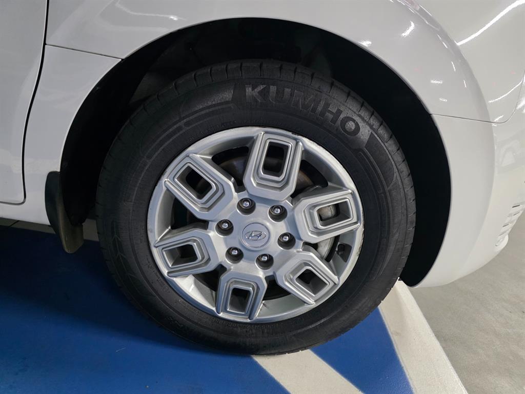 HYUNDAI Staria 2023 Blanco - Importación desde Corea - HF Imports Iquique - Foto 15